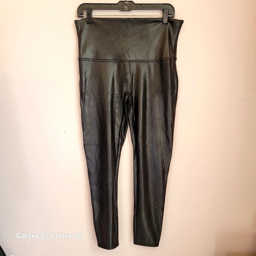 Spanx Faux Leather Leggings Black Size 1X Petite Edgy Shaping Waistband